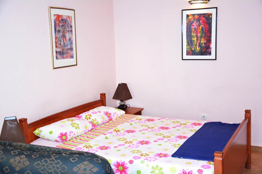 Apartments Tre Sorelle Kotor Exterior foto